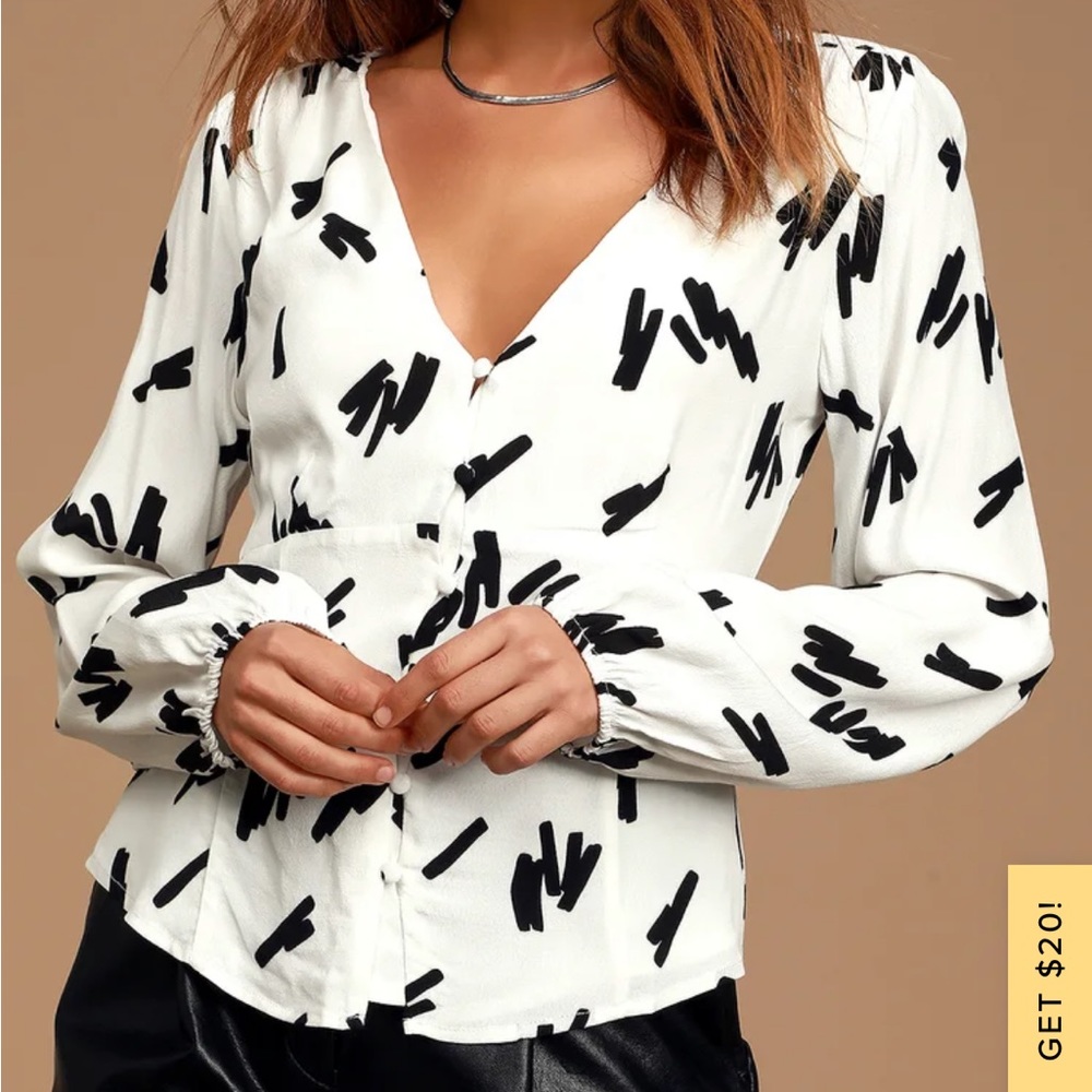 Lulus black and white v neck long sleeve, size M